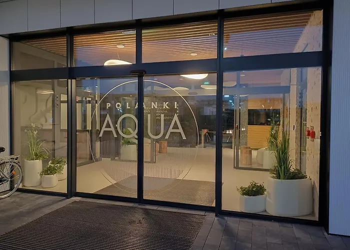 Polanki Aqua 105b アパート *