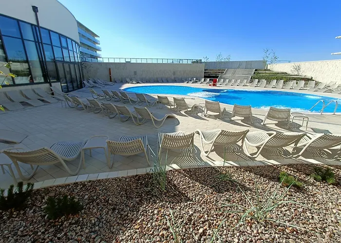 Polanki Aqua 105b アパート *