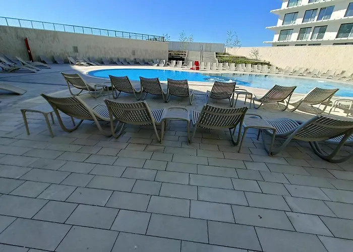 Polanki Aqua 105b アパート